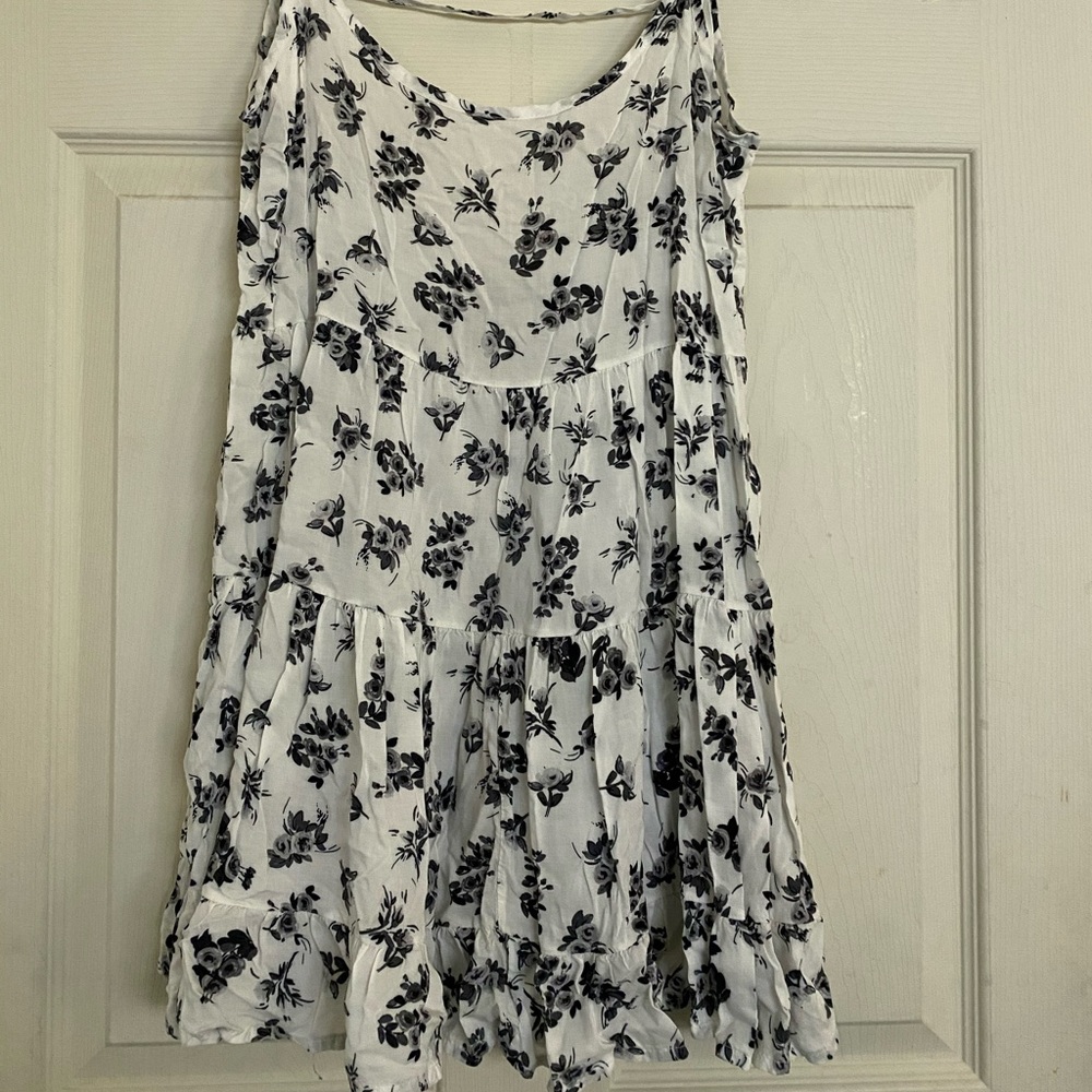Brandy Melville Floral Jada Dress